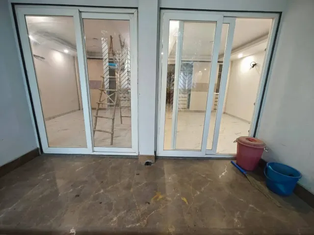 South City 1 | Semi-furnished 3BHK with AC | ₹50,000/month | Stilt parking & inverter backup — photo 3