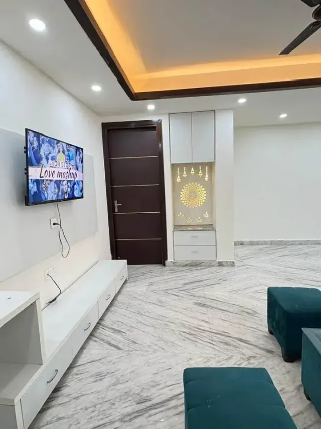 Sector 57, Gurugram | Fully furnished 3BHK | ₹82,000/month including maintenance | Lift & stilt parking — photo 7