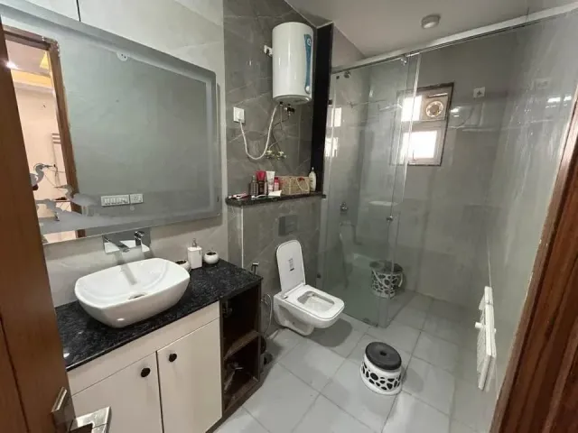 Sector 57, Gurugram | Fully furnished 4BHK with lift | ₹95,000/month | 15 days brokerage — photo 7