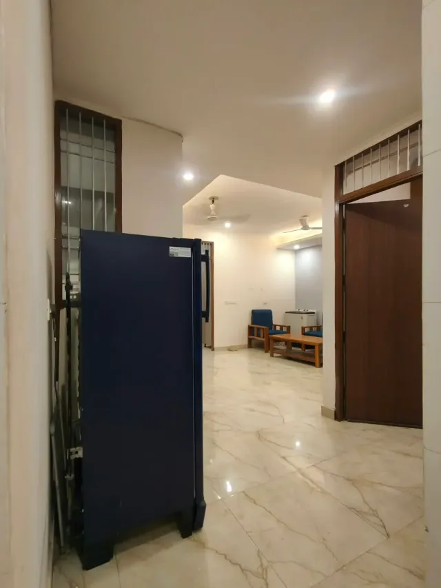 Sector 46: Fully furnished 3 BHK with 3 attached bathrooms — photo 17
