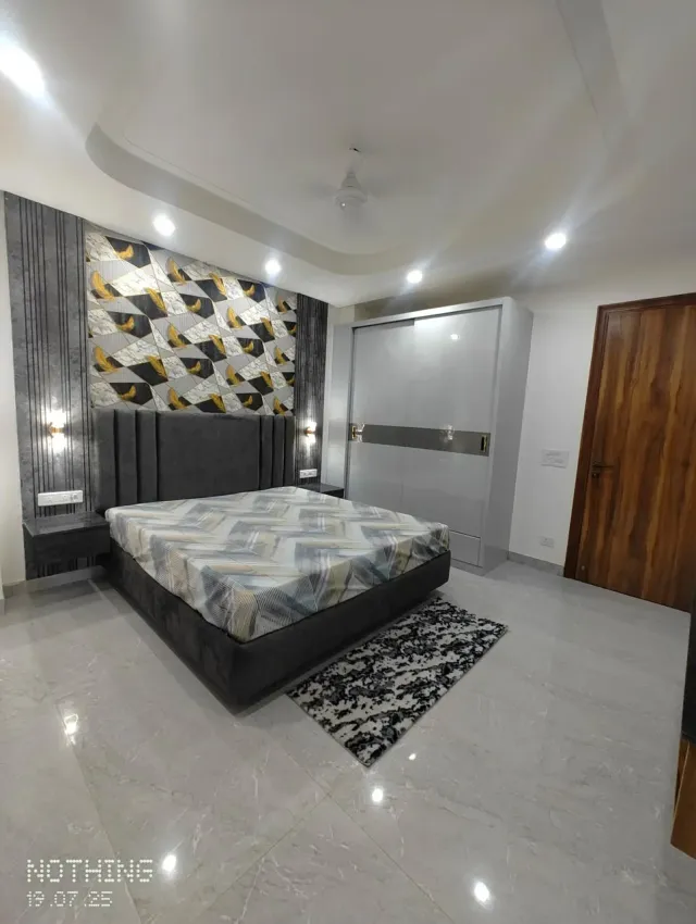 Sector 45 | 3BHK near metro & Golf Course Road | ₹85,000/month negotiable — photo 2