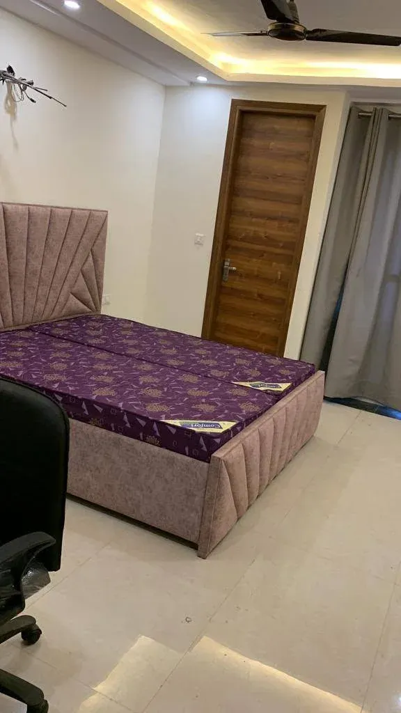 Fully furnished 3BHK near Horizon Centre, Sector 43 — photo 3