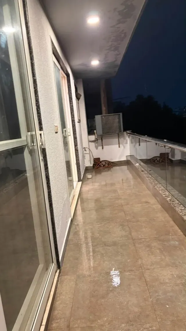 Sector 57 | Semi-furnished 3BHK with AC | ₹58,000/month | Lift & car parking — photo 6