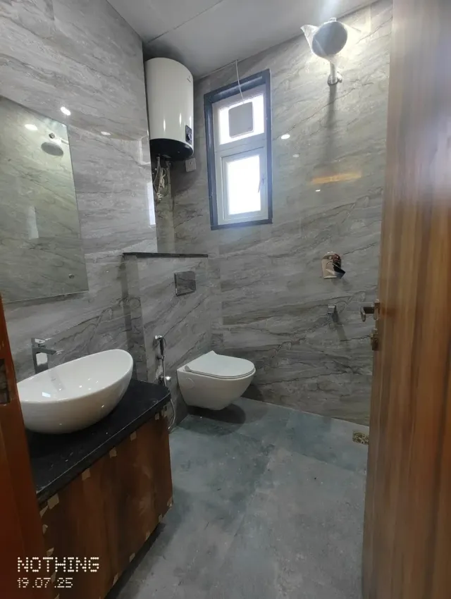 Sector 45 | 3BHK near metro & Golf Course Road | ₹85,000/month negotiable — photo 6