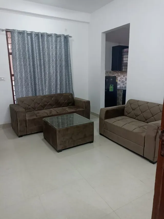 Sector 40 | Fully furnished 2BHK, second floor | ₹40,000 incl. maintenance | 15 days brokerage — photo 15