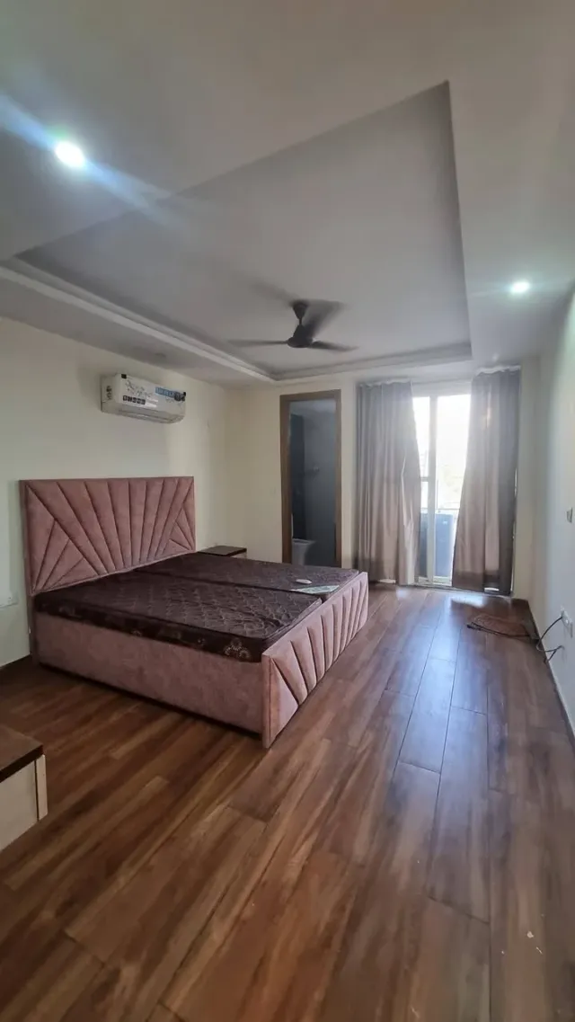 Fully furnished 3BHK near Horizon Centre, Sector 43 — photo 5