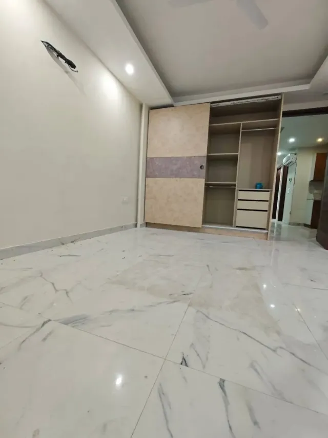 South City 1 | Semi-furnished 3BHK with AC | ₹50,000/month | Stilt parking & inverter backup — photo 2