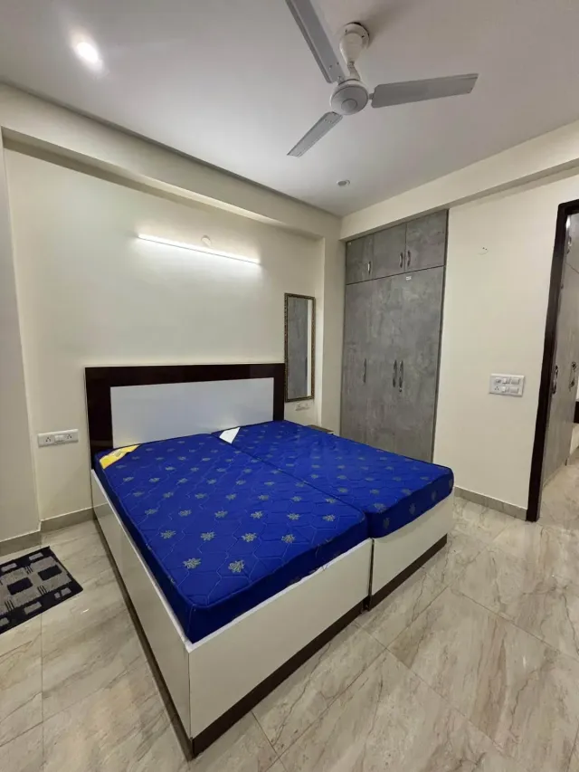 Sector 51 | Fully furnished 2BHK | ₹45,000/month | Car parking — photo 5