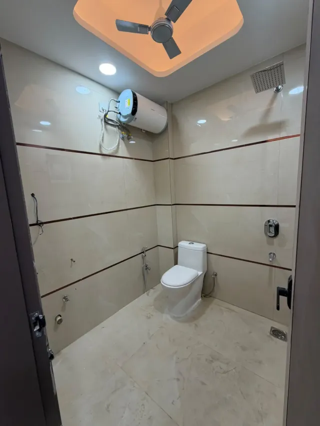 Sector 40 | Brand-new fully furnished 2BHK | ₹52,000 incl. maintenance | 15 days brokerage — photo 1