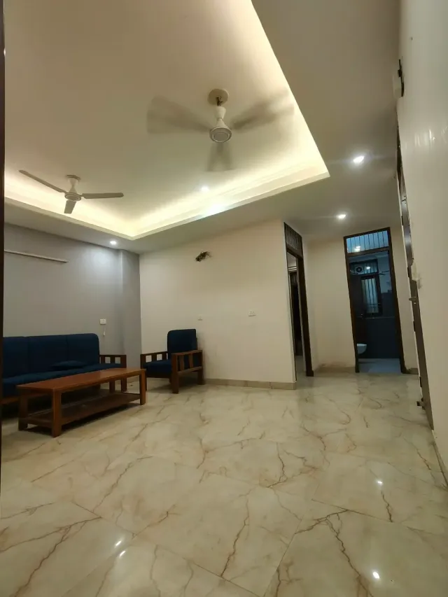 Sector 46: Fully furnished 3 BHK with 3 attached bathrooms — photo 14